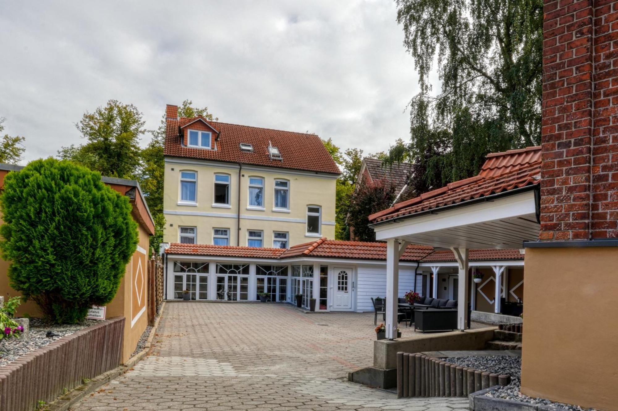 Zentrum Hotel Stade Zewnętrze zdjęcie